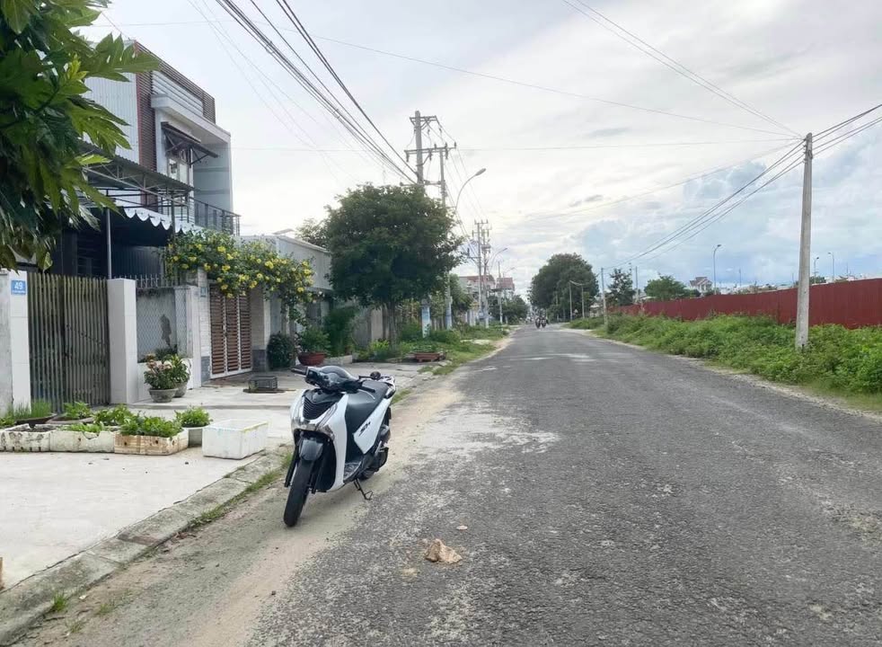 Đất thổ cư Trần Nhân Tông, Kon Tum 140m² - Giá tốt, chính chủ bán gấp!