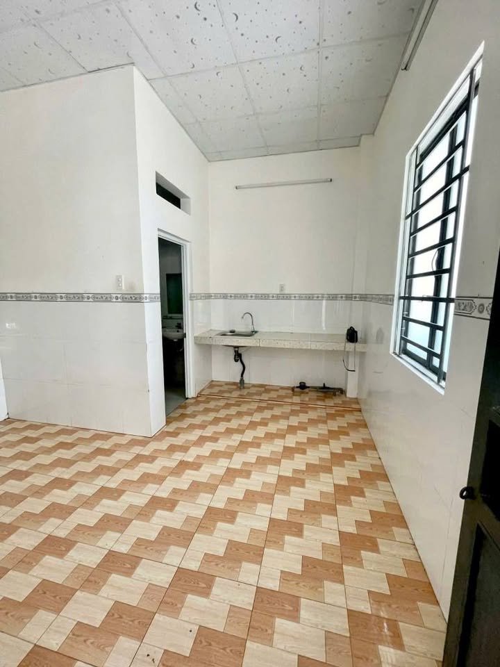 Phòng trọ Cần Thơ 20m² giá 1.6 triệu - Máy lạnh đầy đủ tiện nghi!