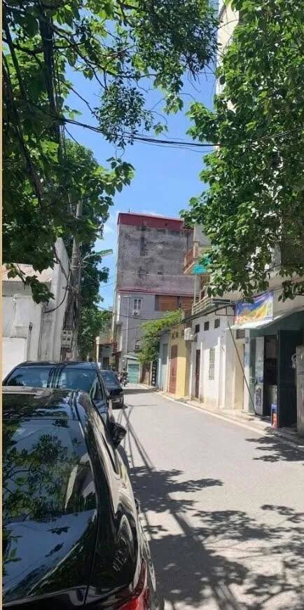 Đất mặt đường Lê Văn Hiến 164.5m² giá 5.1 tỷ - Cơ hội đầu tư lý tưởng!