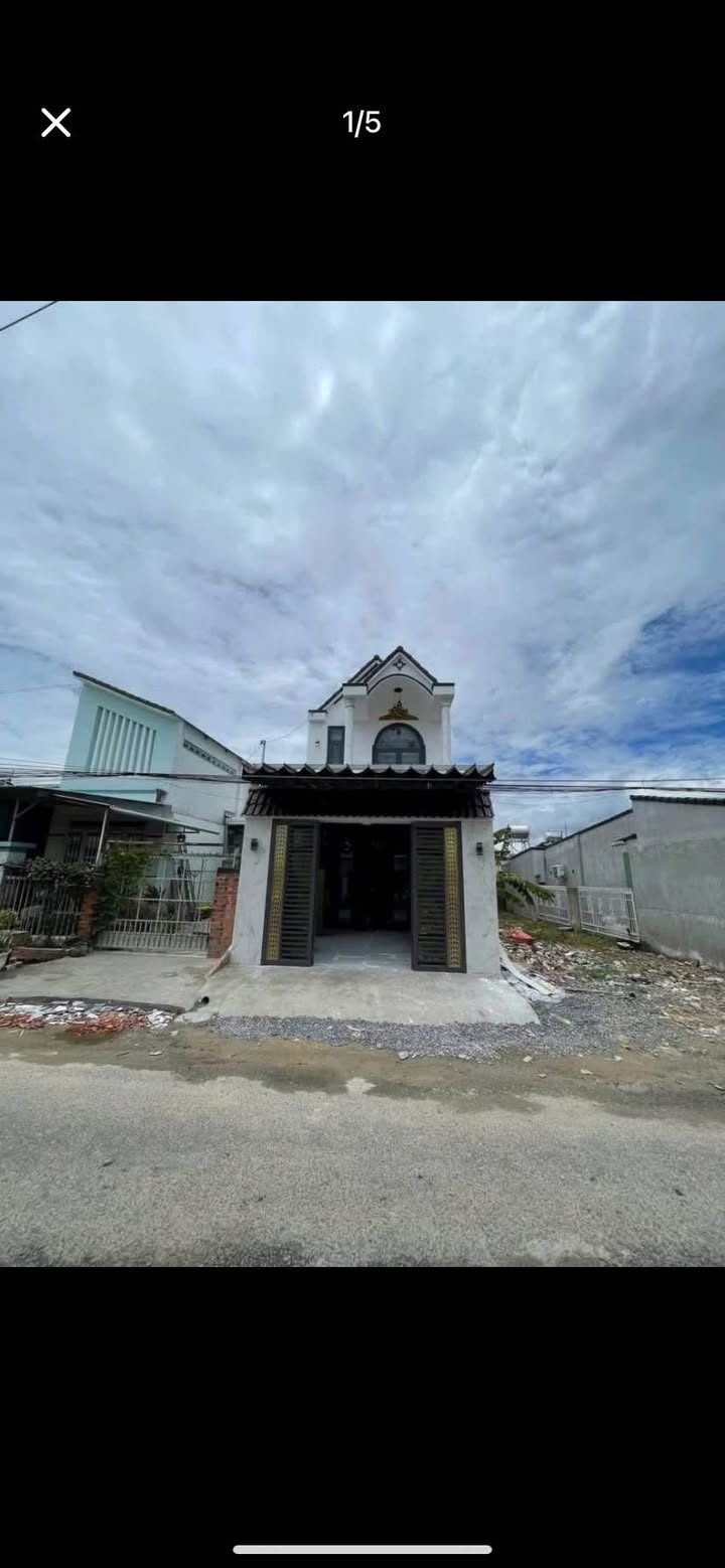 Nhà lầu 2 tầng Hiệp Ninh Tây Ninh 105m² giá 2.3 tỷ - Full nội thất mới đẹp!