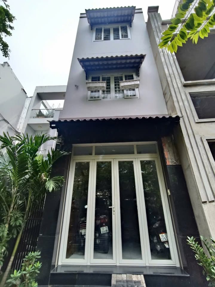 Nhà hẻm ô tô Trần Khánh Dư, Q1 40m² giá 6.9 tỷ - Đầu tư sinh lời ngay!