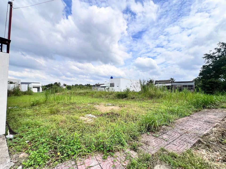 Đất mặt tiền HL90C, Mỹ Tho, Tiền Giang 200m² - Giá chỉ 1.1 tỷ, vị trí lý tưởng!