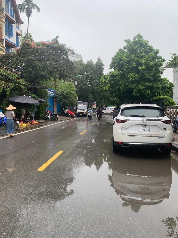 Nhà Đường Đặng Tiến Đông, Đống Đa, 96m² giá 70 tỷ - Mặt tiền sầm uất, kinh doanh đắc địa!