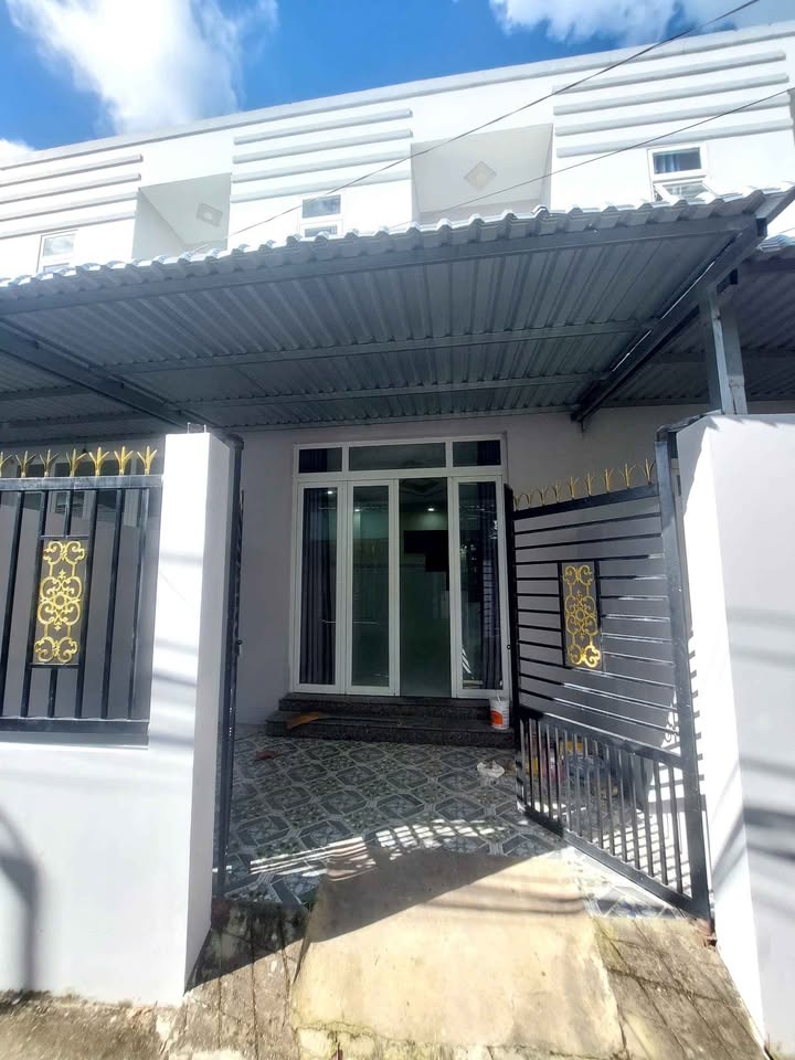 Nhà Phường An Hội 60m² giá 1.35 tỷ - Gần bệnh viện, chợ và công viên!