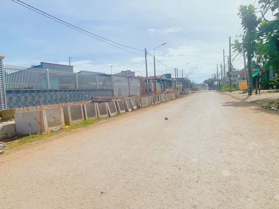 Lô đất 3600m² tại Tân Triều, Vĩnh Cửu giá 5.5 tỷ - Vị trí đẹp, tiện ích đầy đủ!