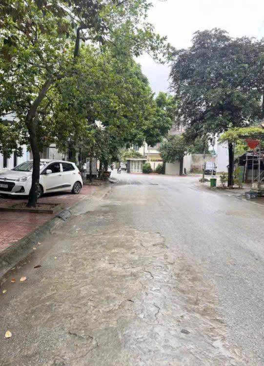 Đất nền Tân Sơn 90m² giá 4 tỷ - Sổ đỏ chính chủ, vị trí đắc địa!