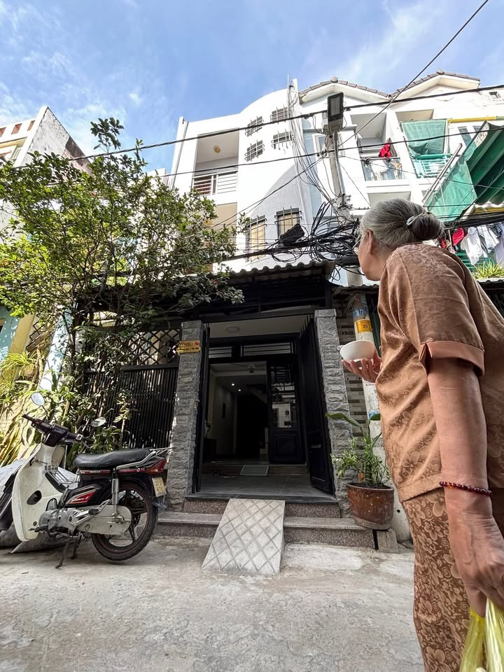 Nhà nguyên căn cho thuê Hẻm 1135 Huỳnh Tấn Phát, Quận 7 - Diện tích 64m² giá 11 triệu