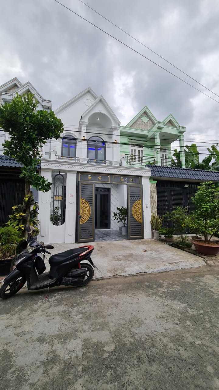 Nhà Khu TDC Hai Thành, Cần Giuộc 100m² giá 3.9 tỷ - Sẵn sàng vào ở ngay!