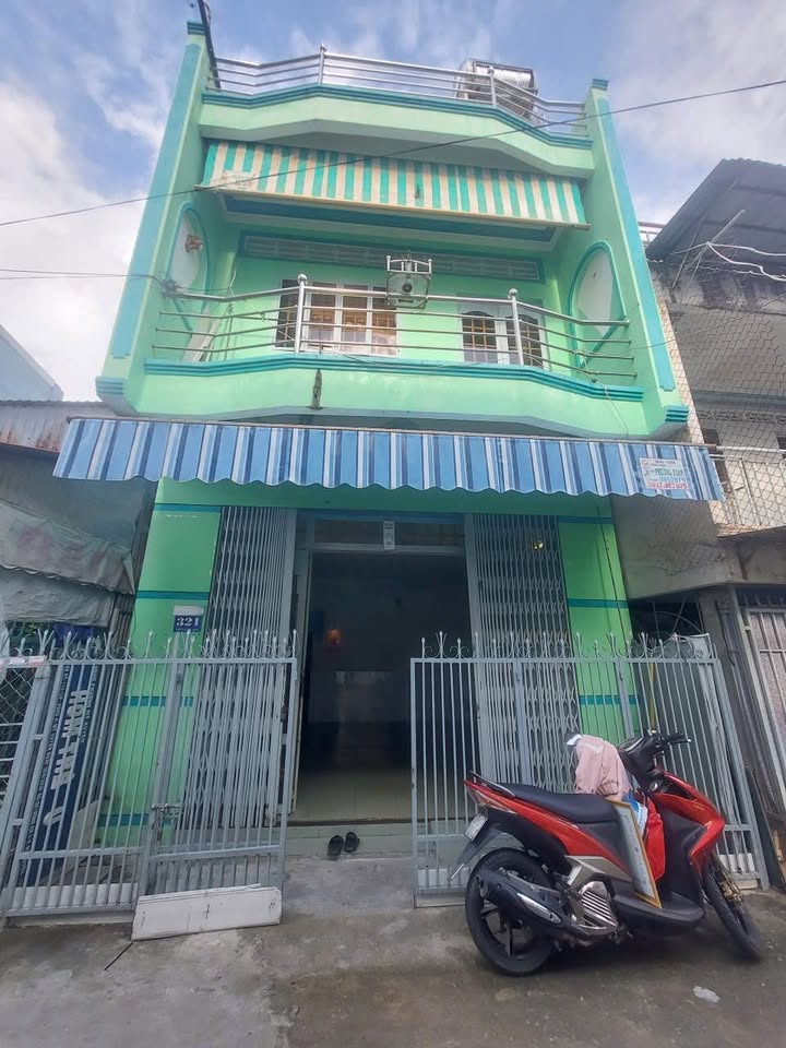 Nhà 1 lầu trung tâm Long Xuyên 43.6m² giá 1 tỷ - Ô tô vào tận nhà!