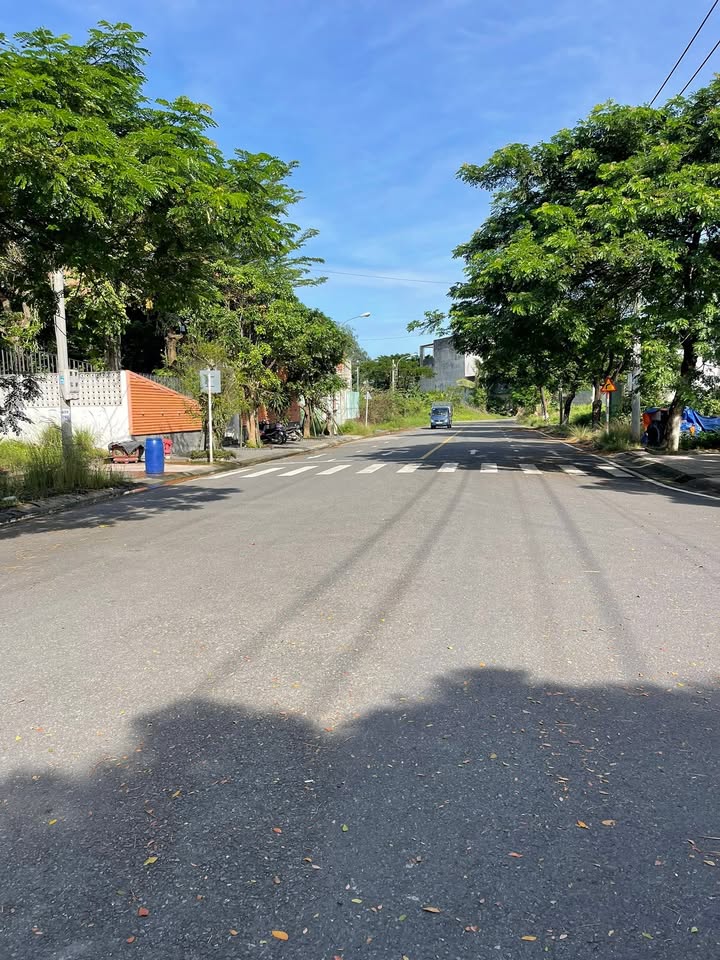 Đất góc 244m² KDC Châu Thới, Dĩ An, giá 10,5 tỷ - Xây biệt thự siêu VIP!