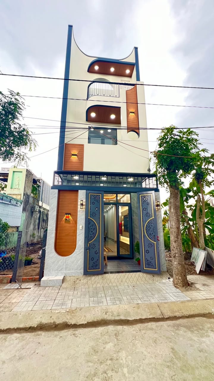 Nhà 3 tầng tại KDC Sinh Thái Cát Tường Phú Sinh 72m² giá 3.19 tỷ - Sẵn sàng vào ở với nội thất cao cấp!