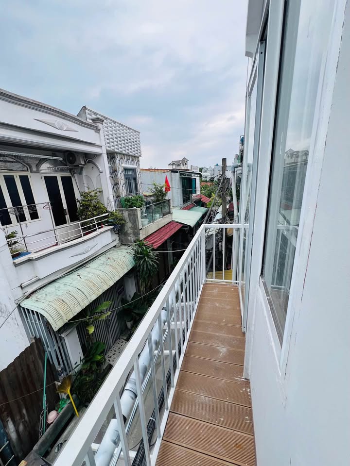 Nhà 2 tầng hẻm 135/30 Nguyễn Thị Kiểu, Quận 12 - Sổ đỏ, giá 900 triệu