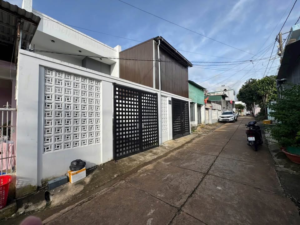 Bán đất hẻm ô tô đường Phan Đình Phùng, Buôn Ma Thuột 96m² - Gần trường học, chợ, công viên!