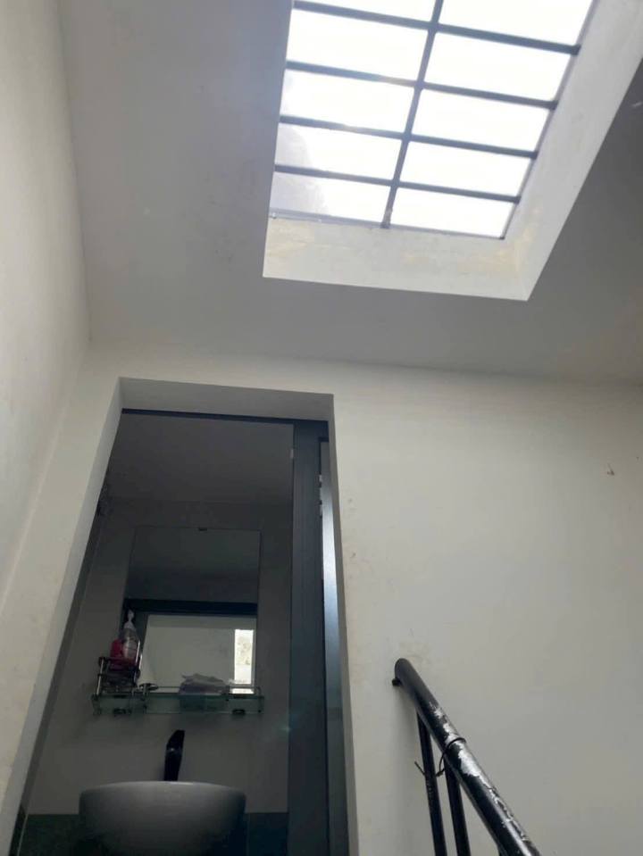 Nhà mặt tiền đường Giồng Dứa, phường Mỹ Tho 30m² giá 2.7 tỷ - Dòng tiền ổn định từ thuê!