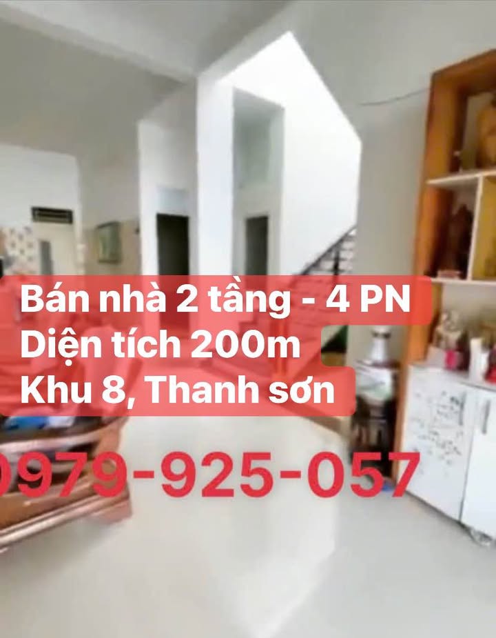 Nhà 2 tầng tại phường Uông Bí 200m² giá 2 tỷ - Khu vực thuận tiện sinh sống!