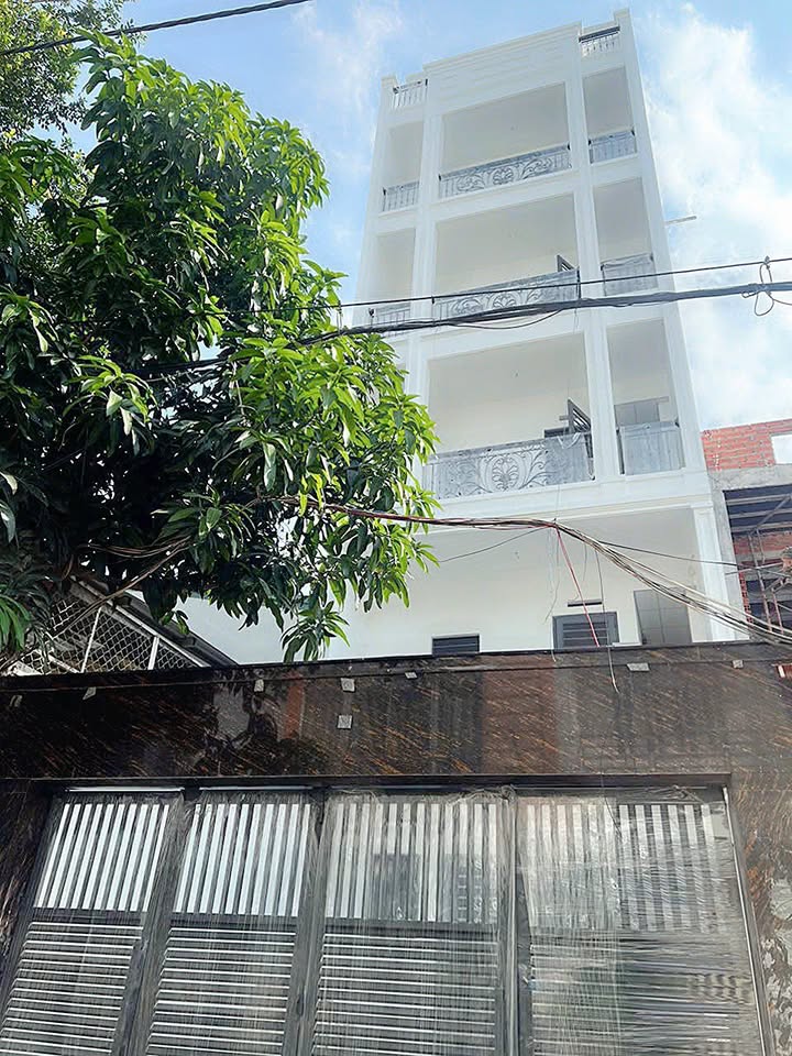 Căn hộ dịch vụ Tân Phú 220m² giá 29.5 tỷ - Dòng tiền 160 triệu/tháng!