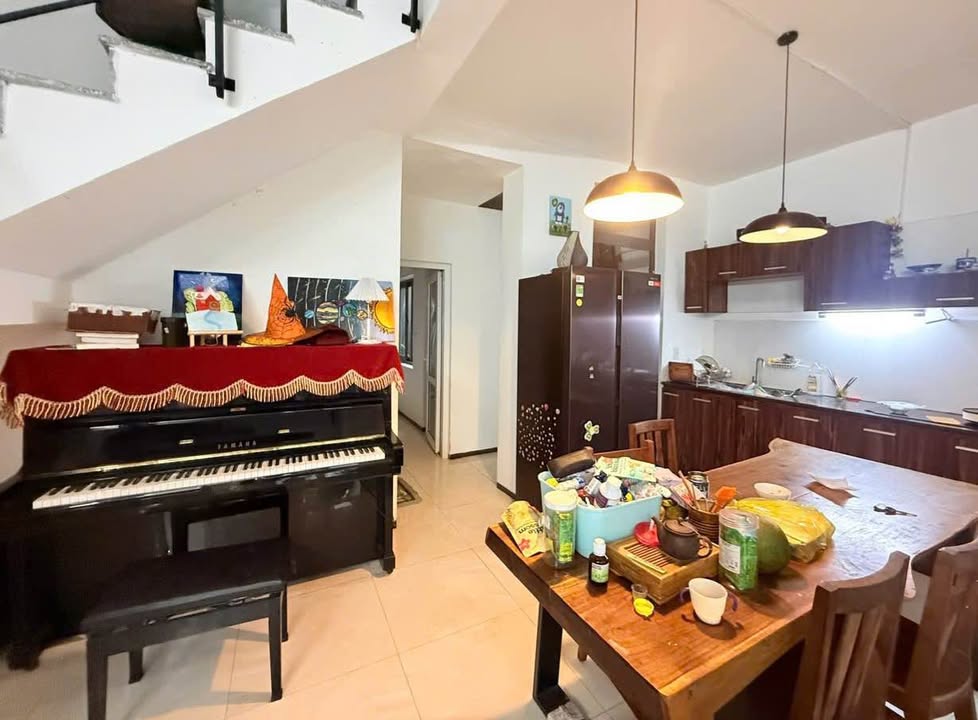 Nhà 2 tầng đường Lê Ngô Cát, Thủy Xuân 98m² giá 2.3 tỷ - An ninh tốt, gần mặt tiền!