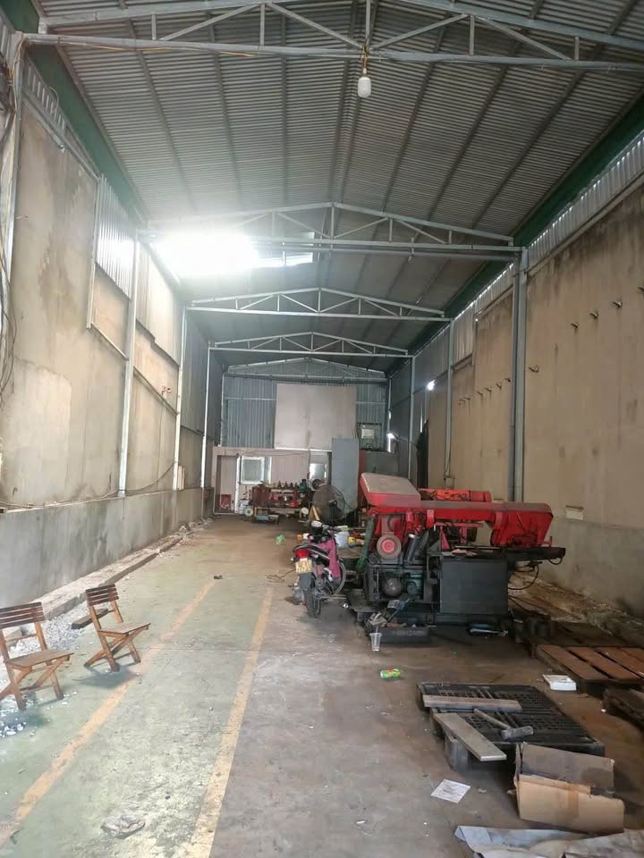 Cho thuê kho xưởng phường Tân Biên 231m² giá 11 triệu - Đường xe tải thoải mái!