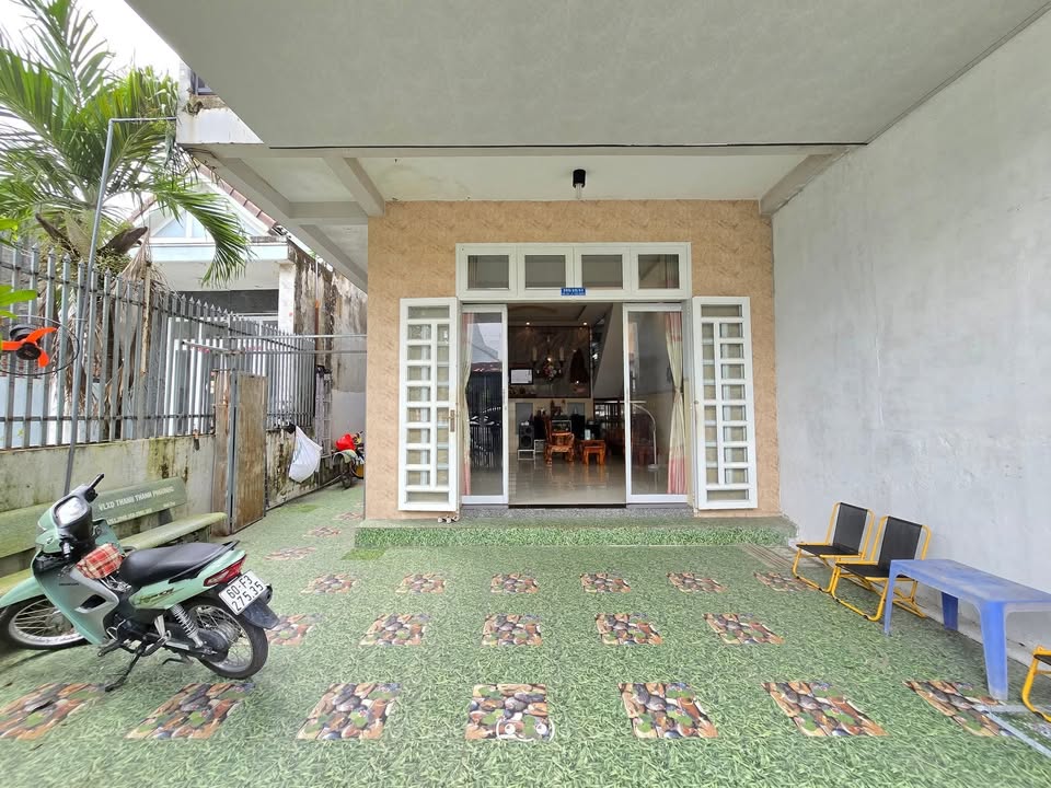 Bán gấp 2 căn nhà riêng biệt 2 mặt tiền Tân Biên - Giá 5.7 tỷ, kinh doanh tốt!