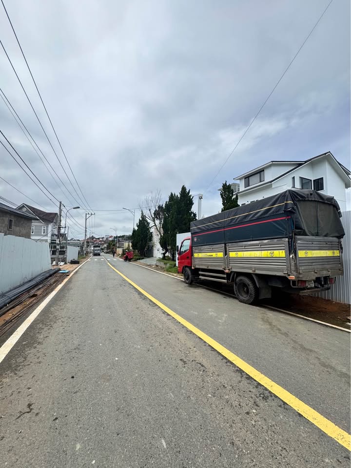 Đất mặt tiền 385m² P8 Đà Lạt giá 18 tỷ - Phù hợp xây dựng kinh doanh