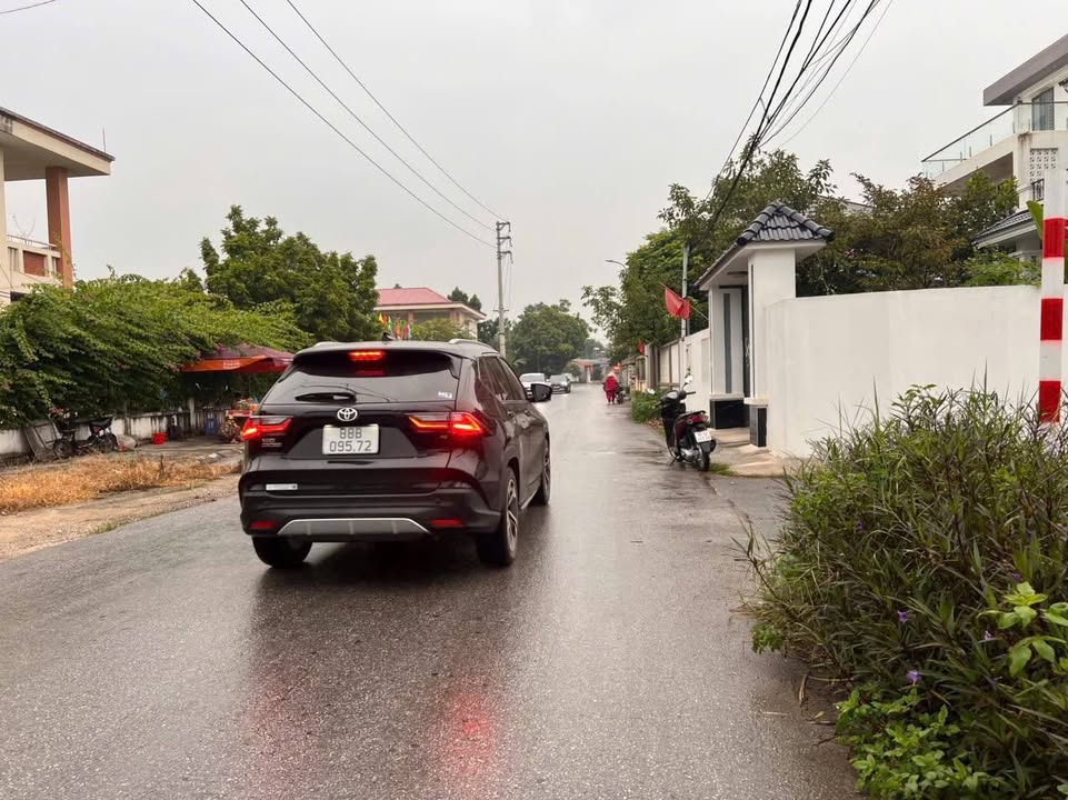 Đất nền lô góc 2 mặt tiền Văn Hội, Tam Dương 100m² giá 1.8 tỷ - Đầu tư sinh lời ngay!