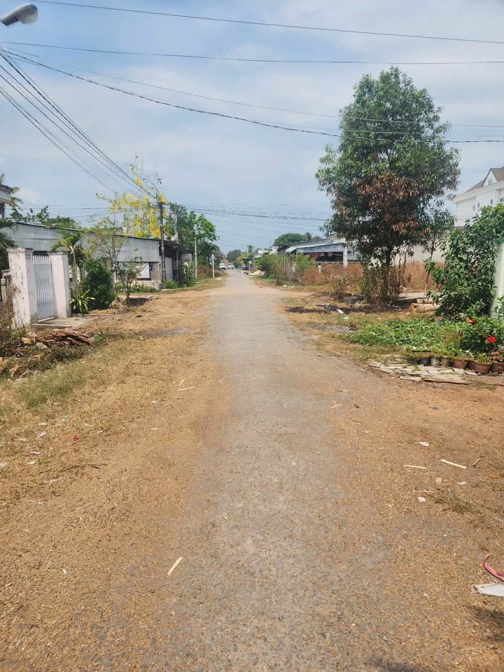 Đất nền Hòa Thành Tây Ninh 120m² giá chỉ 125 triệu - Sổ hồng chính chủ!