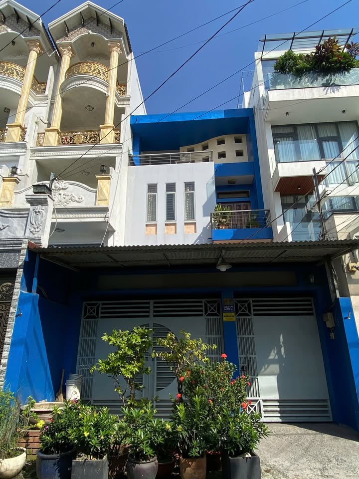 Nhà đẹp hẻm xe hơi đường Phan Huy Ích, 185.6m² giá 20.5 tỷ - Cơ hội đầu tư hấp dẫn!