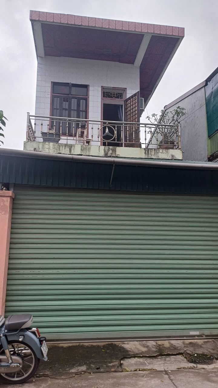 Nhà 2 tầng Bến Thủy 138m² giá chỉ 5.86 tỷ - Vị trí trung tâm, giao thông thuận lợi!