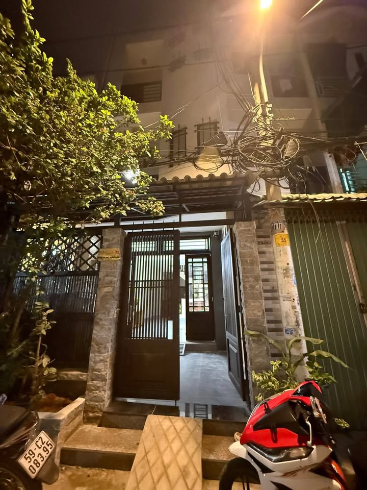 Nhà nguyên căn cho thuê tại Huỳnh Tấn Phát, Quận 7, 64m² chỉ 11 triệu