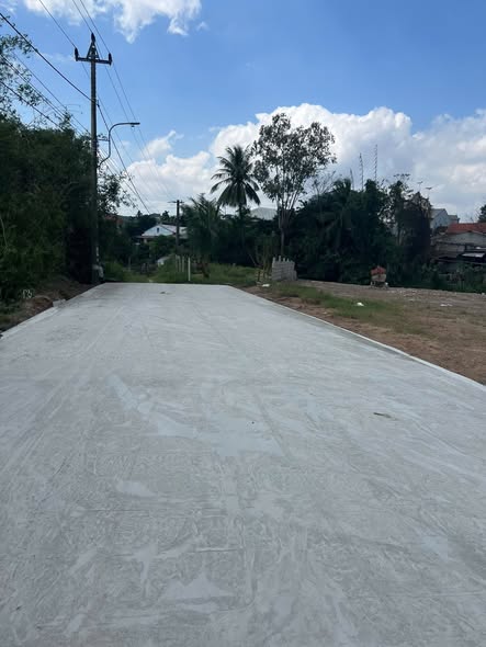 Đất nền Phùng Quán Hương Thủy 90m² giá 1.5 tỷ - View hồ sinh thái trong lành!