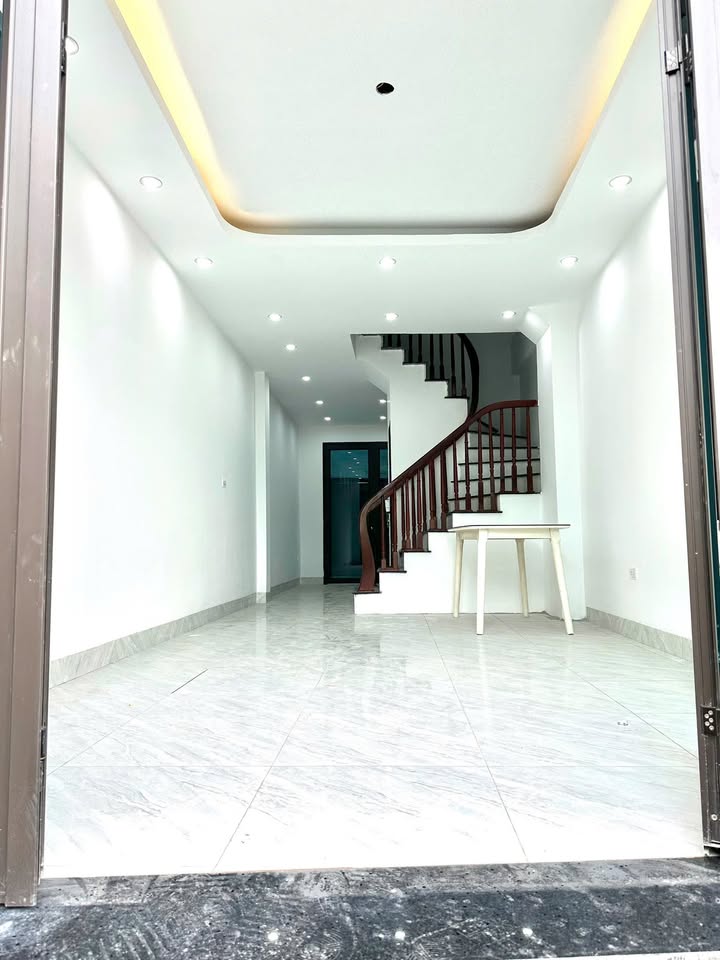 Nhà 2 tầng mới Cầu Tó - Tả Thanh Oai 40m² giá 1 tỷ - Sẵn sàng vào ở ngay!