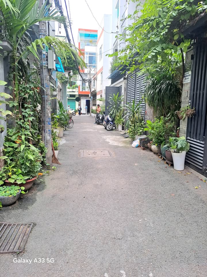 Nhà cấp 4 hẻm xe hơi đường Vườn Lài, Tân Phú 36m² giá 2.6 tỷ - An ninh, không ngập nước!