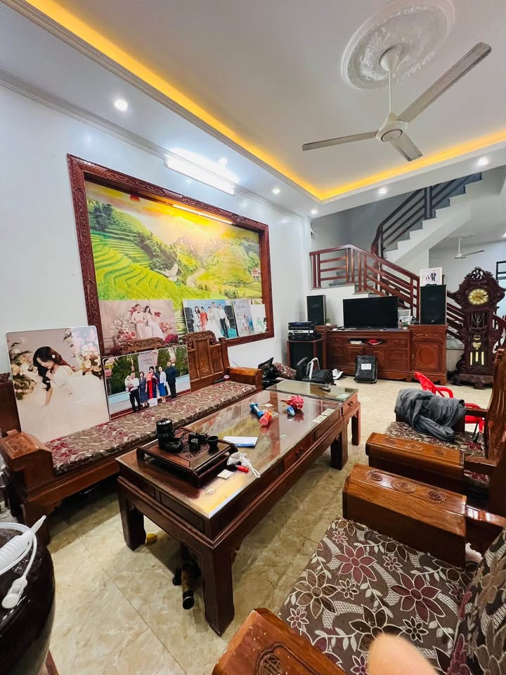 Nhà 2 mặt tiền Ninh Bình 100m² giá thỏa thuận - Thiết kế hiện đại, tiện nghi!