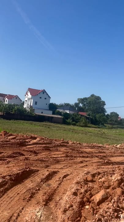 Đất thổ cư 200m² Phường Tiên Phong, Thái Nguyên - Giá chỉ 1 tỷ, mặt tiền 11m!