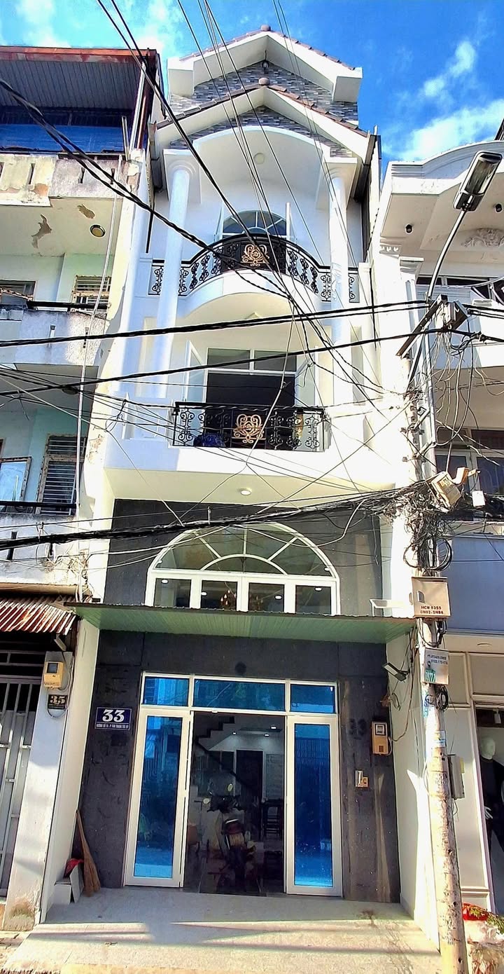 Cho thuê mặt tiền kinh doanh Lâm Văn Bền Q.7 - Diện tích 17m² chỉ 7 triệu!