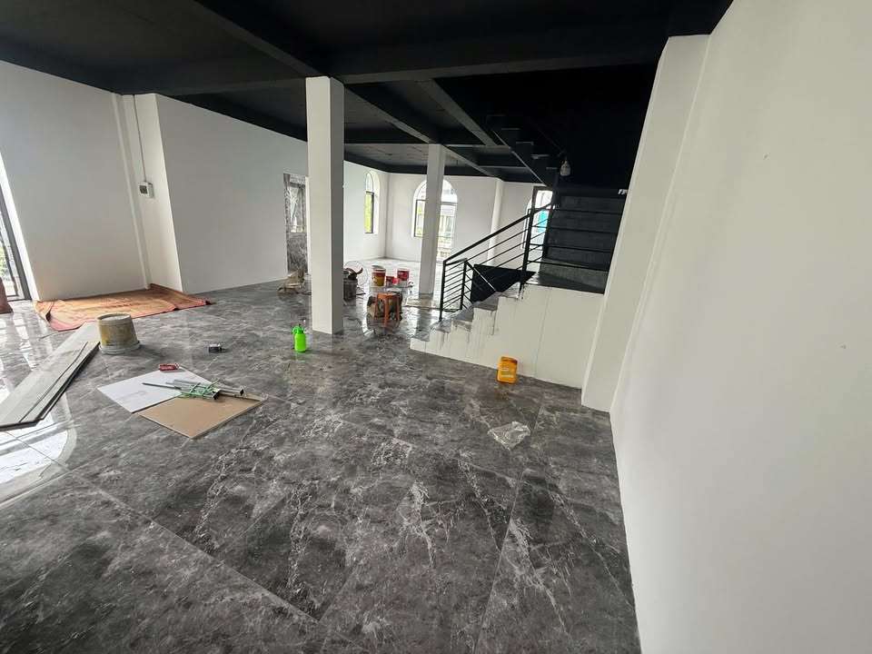 Nhà phố cho thuê Geleximco Lê Trọng Tấn 240m² giá 27 triệu - Hoàn thiện đẹp, tiện nghi