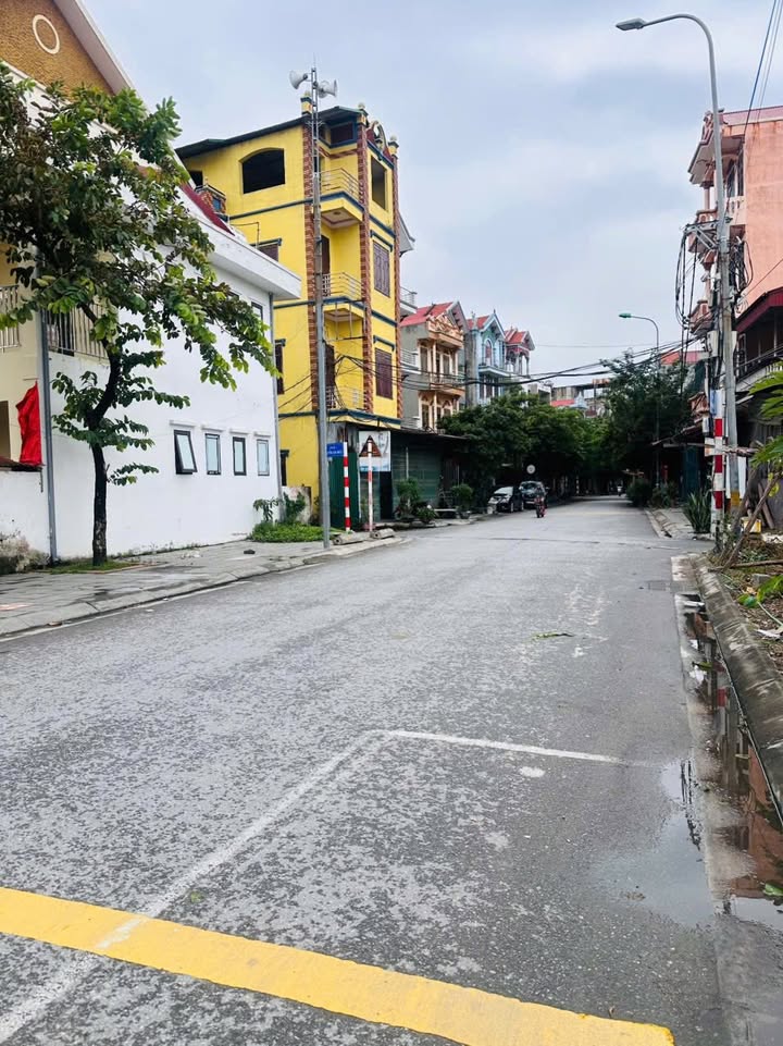 Đất kinh doanh Từ Sơn 47m² - Vị trí đắc địa, ô tô tránh!