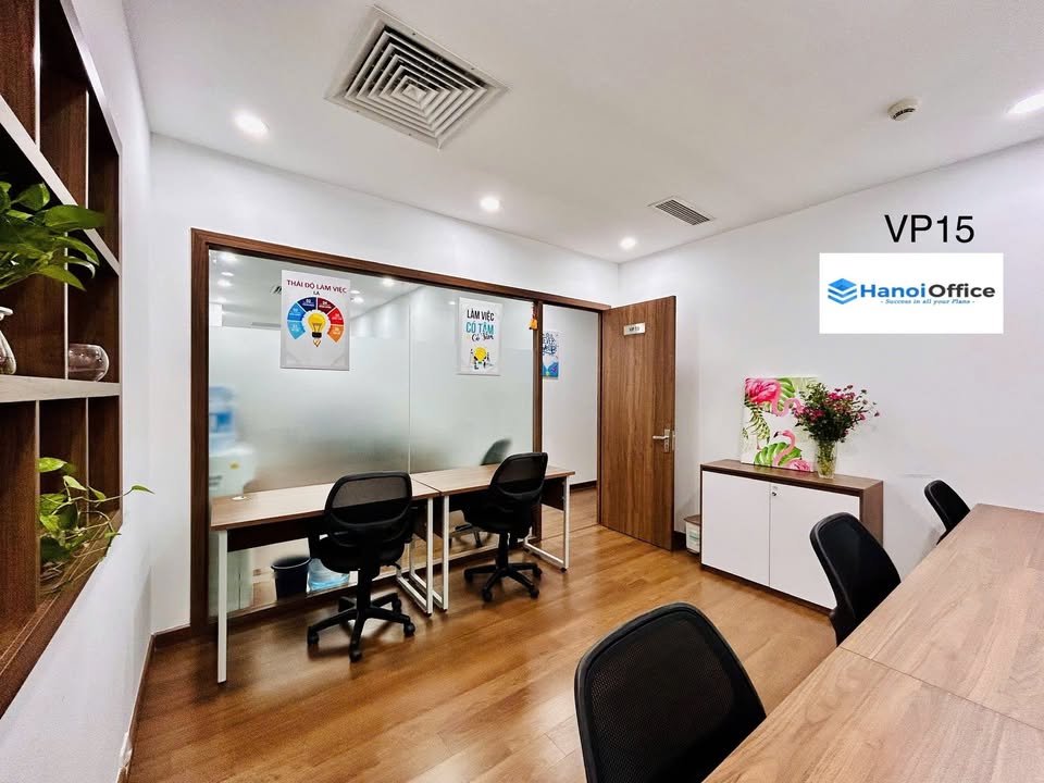 Văn phòng cho thuê tại Ba Đình 8 triệu/tháng - Setup sẵn cho team 4-6 người!