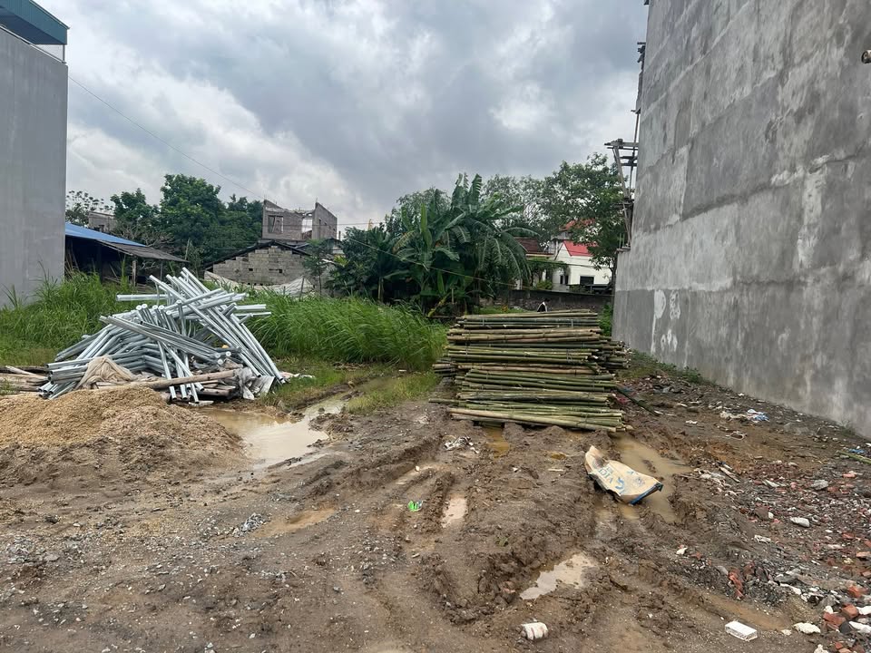 Lô đất đấu giá Xuy Xá 122m² - Ô tô tránh nhau, giá thỏa thuận!