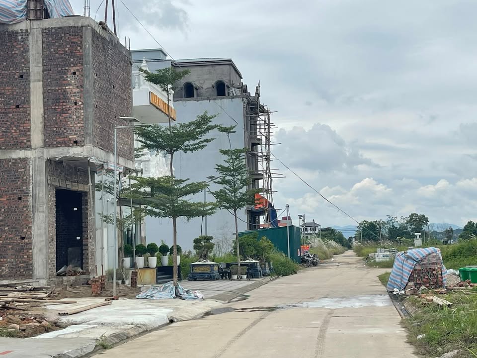 Đất nền khu công nghiệp Phú Hà 120m² giá 3 tỷ - Đầu tư sinh lời ngay!