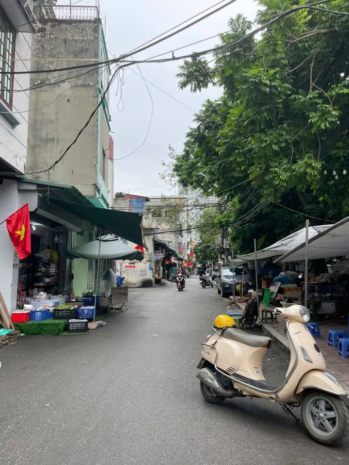 Đất Vạn Phúc Hà Đông 50m² giá thỏa thuận - Ô tô vào tận nhà, sổ đẹp!