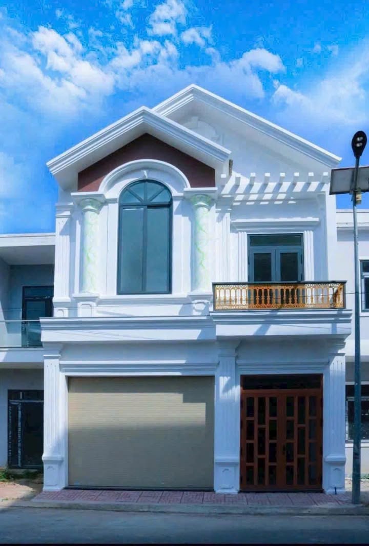 Nhà đẹp 1 lầu 1 trệt khu dân cư Golden Biên Hòa 96m² giá 3.65 tỷ - Thiết kế sang trọng, thoáng mát!