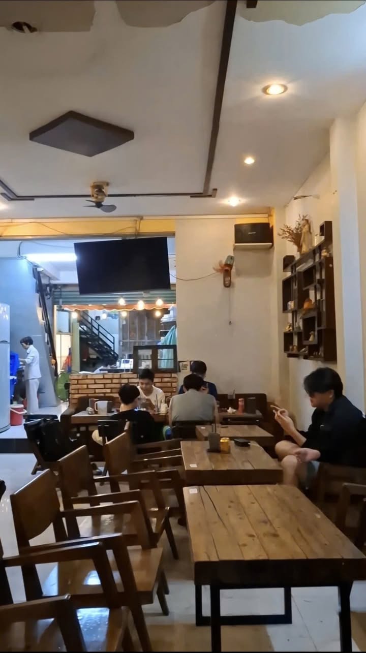 FrontHouse Bành Văn Trân Tân Bình 65m² giá 5.99 tỷ - Kinh doanh nhộn nhịp, mặt tiền thoáng đãng!