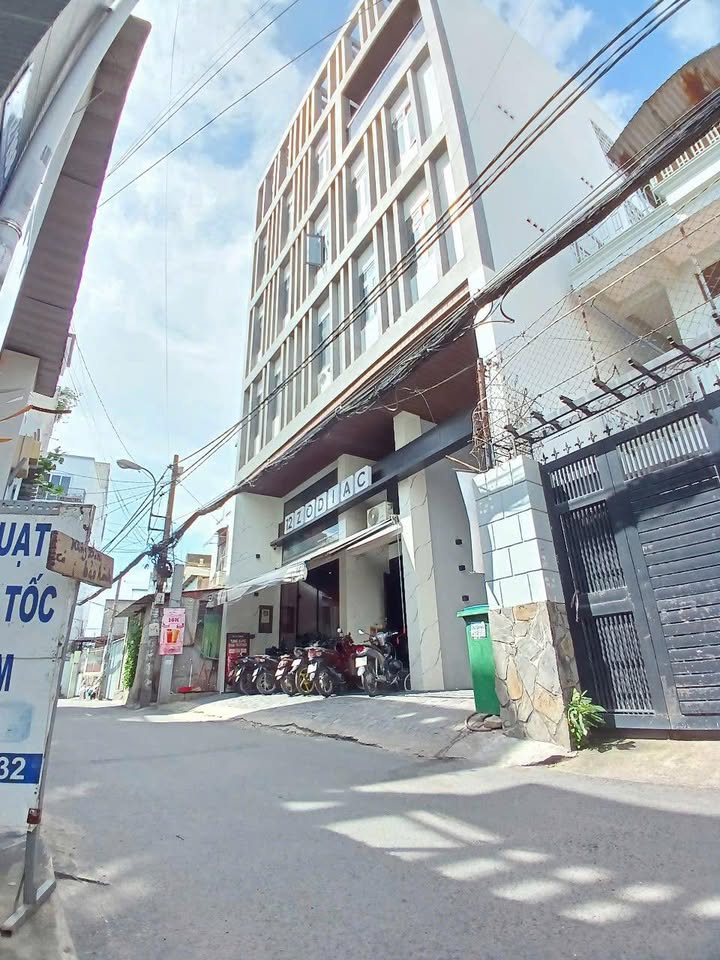 Nhà cấp 4 Dương Quảng Hàm, Gò Vấp 140m² giá 17.8 tỷ - Phù hợp xây mới!