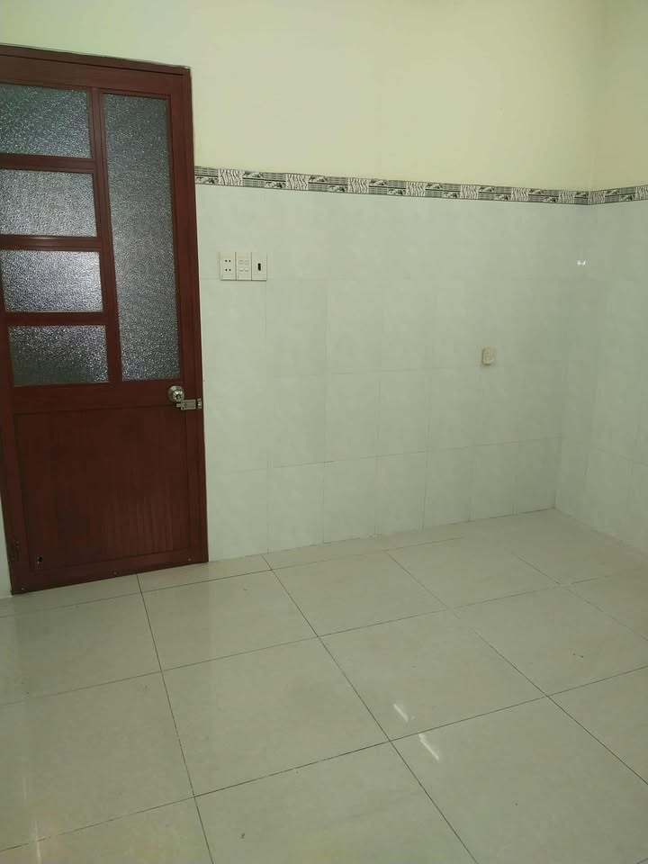 Phòng cho thuê tại hẻm đường Xóm Đất, Quận 11 - Diện tích 16.5m² chỉ 3 triệu/tháng!