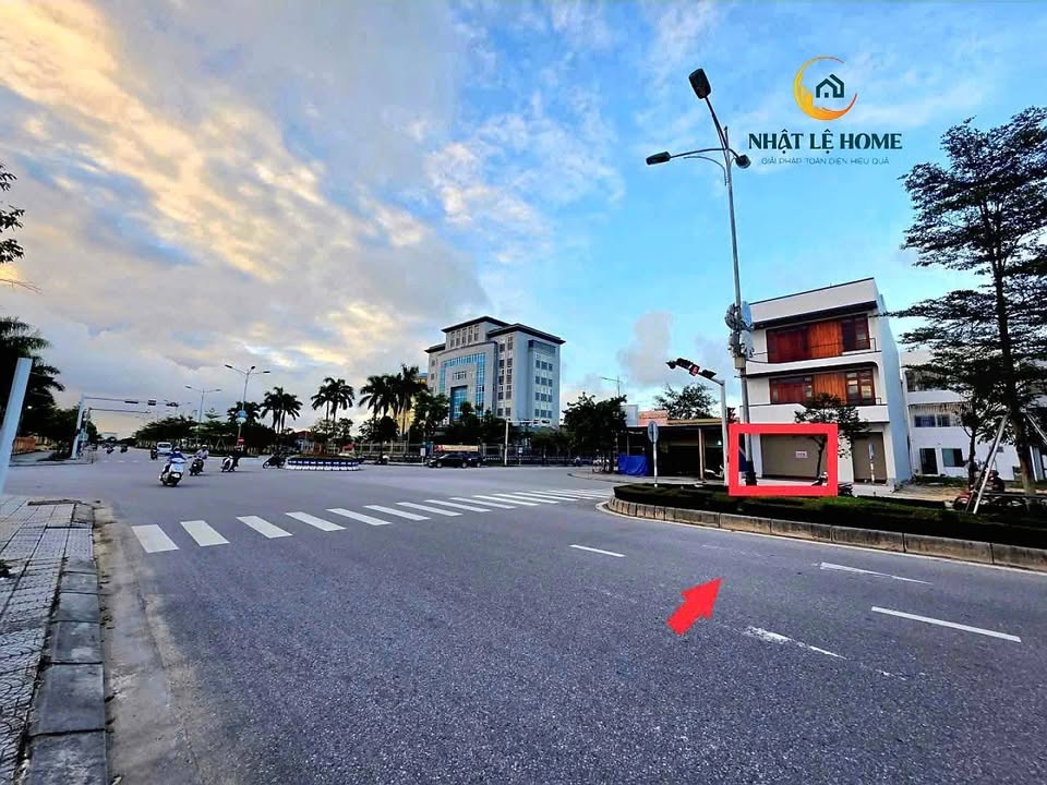 Cho thuê mặt bằng 120m² đường Phạm Văn Đồng - Vị trí vàng trung tâm hành chính