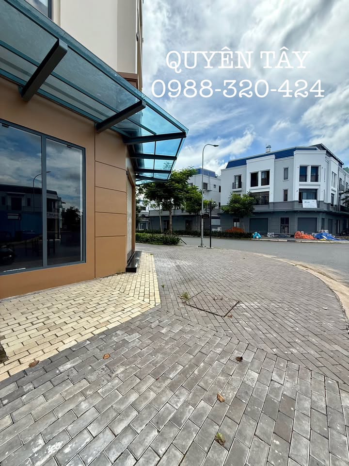 Cho thuê mặt bằng 110m² Tầng Trệt - Căn góc 2 Lầu tại KĐT Tây Sông Hậu, An Giang - Phù hợp kinh doanh đa ngành nghề!