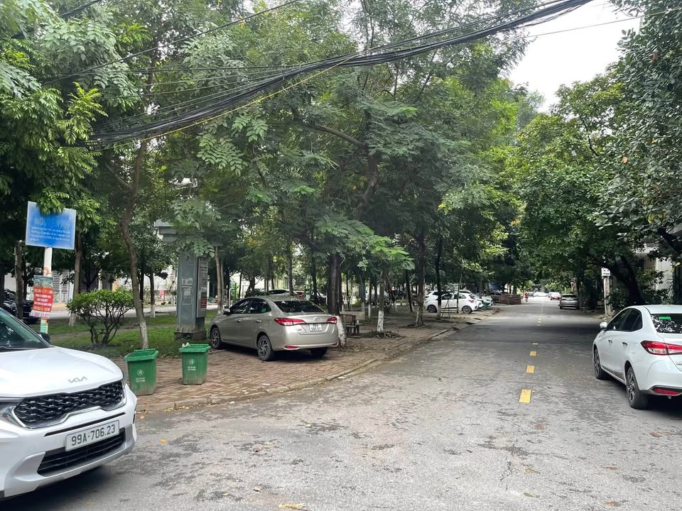 Đất nền Bắc Ninh 76.5m² giá chỉ 8.2 tỷ - View vườn hoa, dân cư thân thiện!