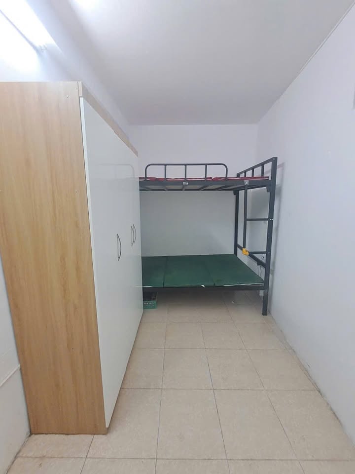 Căn hộ cho thuê tại 15 Thịnh Quang, quận Đống Đa - Chỉ 2.8 triệu/tháng!