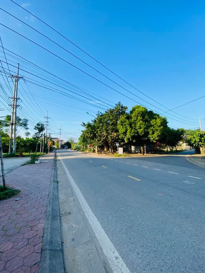 Đất nền Ỷ La, Tuyên Quang 171m² chỉ 1 tỷ - Ô tô đỗ cửa, đường thông các ngả!